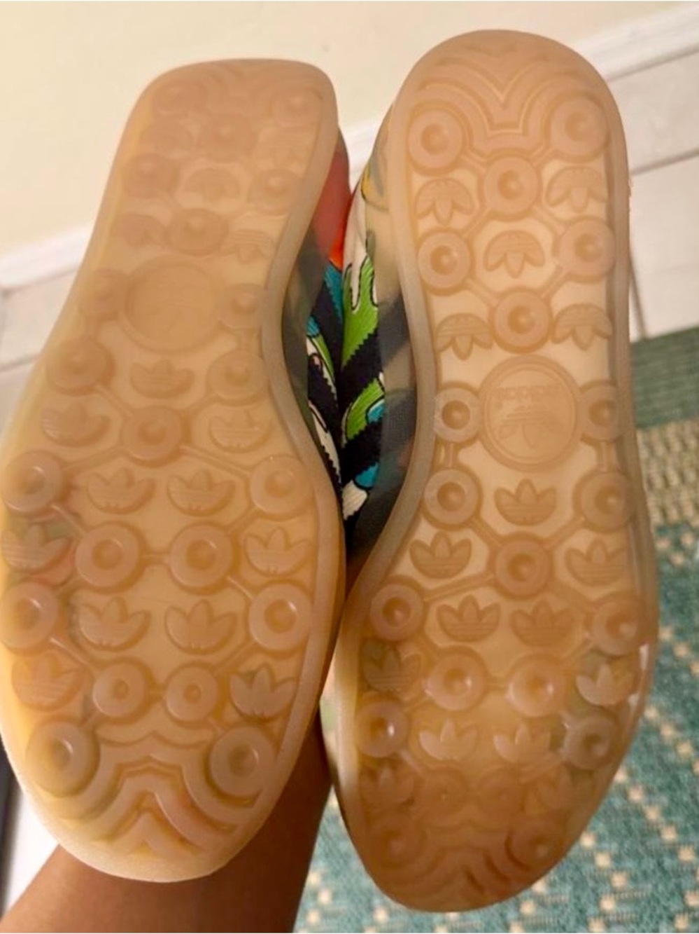 adidas M/W Sean Wotherspoon x
Gazelle Indoor 'Kaleidoscopic Lens' - Picture 2 of 8